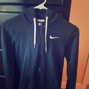 Nike women’s sweatshirt